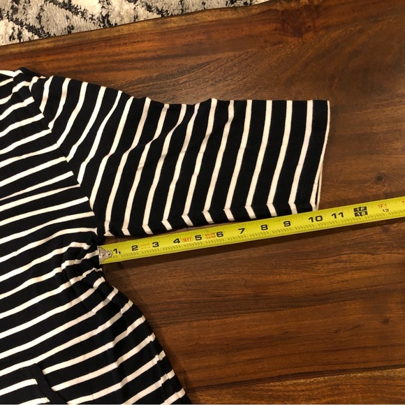 Karen Scott Sport 3/4 sleeve 1/4 zip striped pullover w/front pouch pocket B&W - Picture 6 of 9